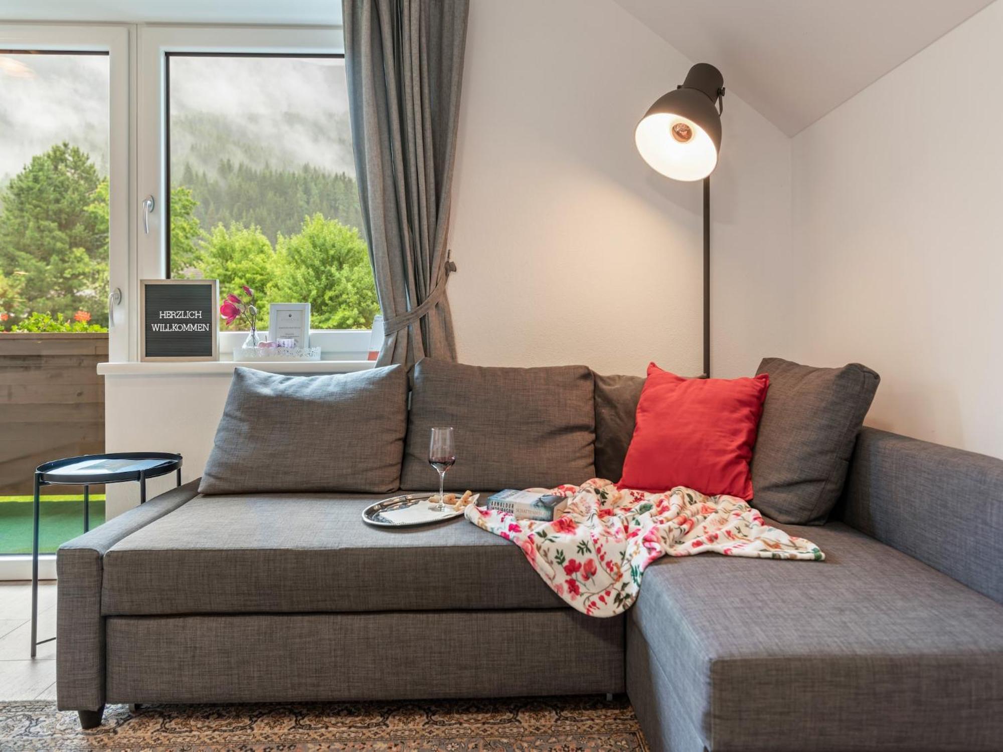 Spacious Apartment In Katschberg ザンクト・ミヒャエル・イム・ルンガウ エクステリア 写真